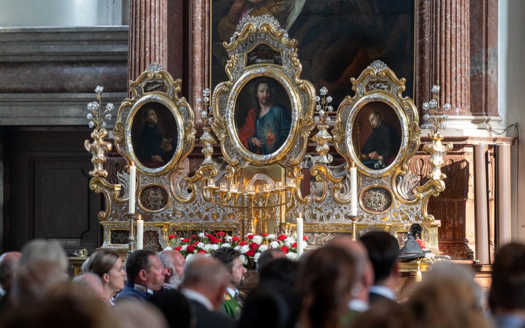 Drum geloben wir aufs Neue – Jesu Herz, dir ewige Treue!