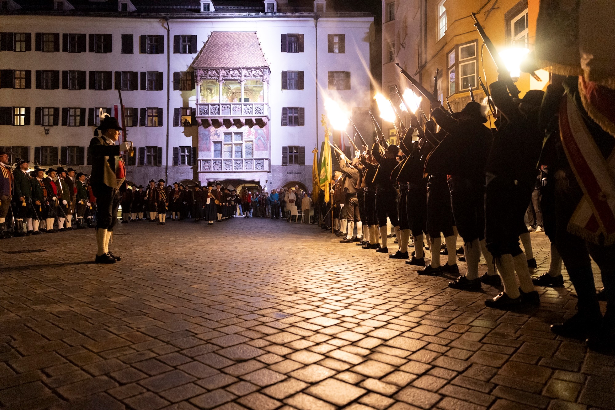 BTSK-Zapfenstreich-2025-Goldenes Dachl_Salve-Sedlak