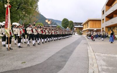 Feierlicher Erntedank, Ehrensalve für unsere Ehrendame und Ehrung verdienter Schützenkameraden der Schützenkompanie Ried-Kaltenbach