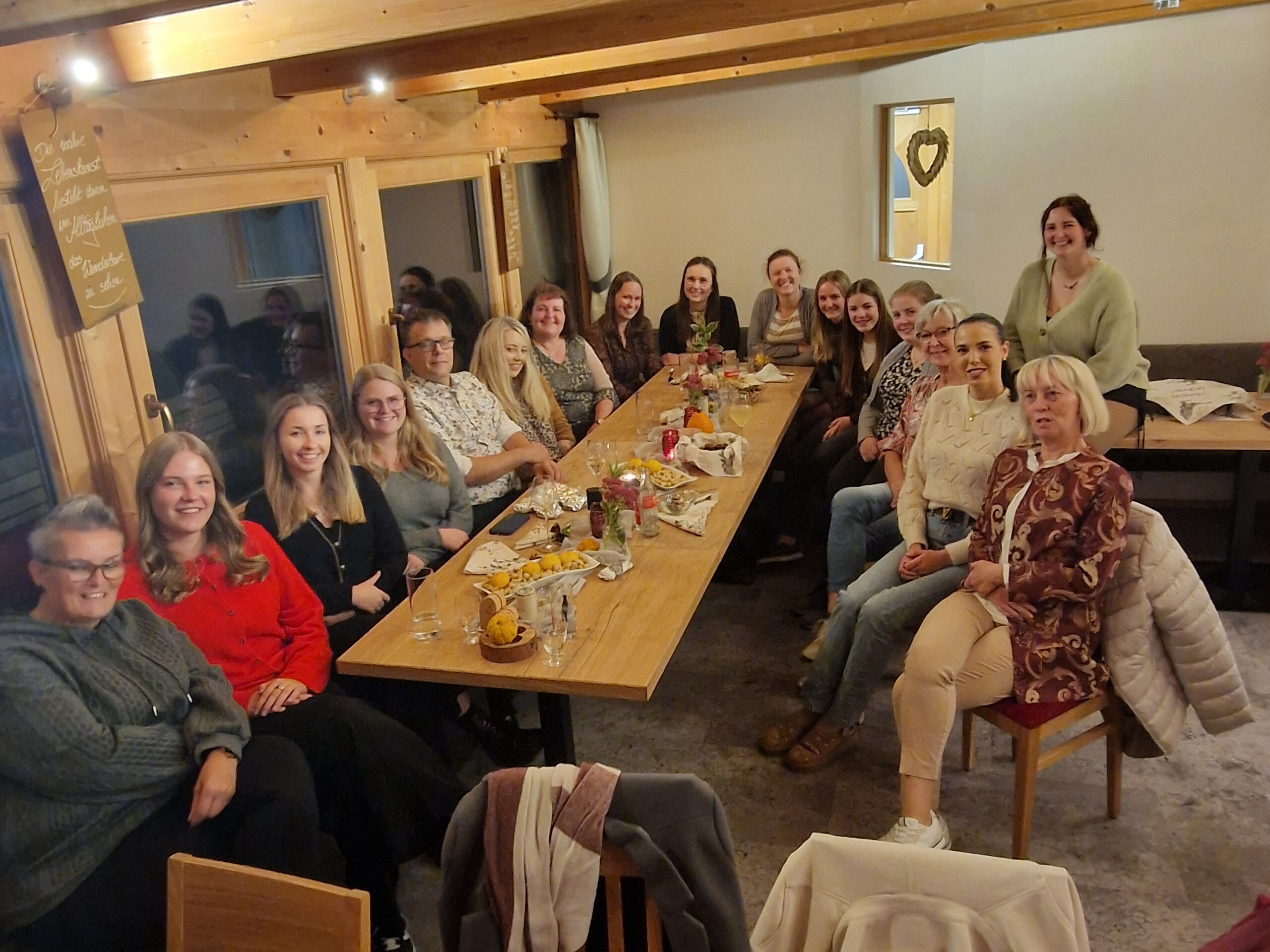 Marketenderinnentörggelen des Bataillons Kufstein