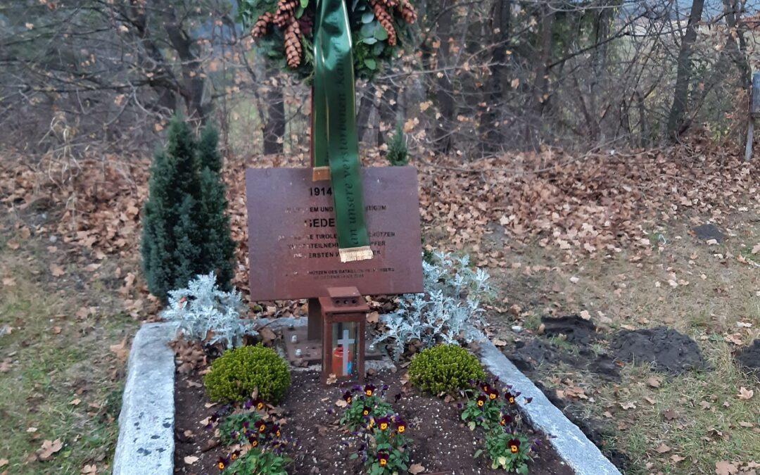 Gedenkveranstaltung beim Jungschützen-Gedenkkreuz am Locherboden