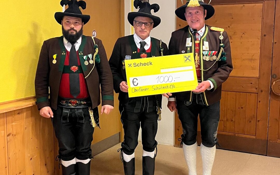 Schützenkompanie Zaunhof übergibt Spende an die Oberländer Schützenhilfe